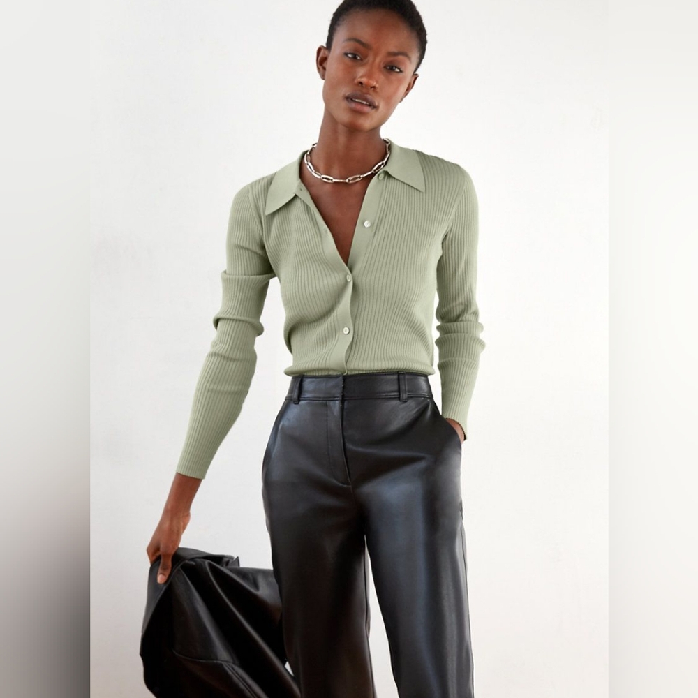 Aritizia Babaton Finley Sweater